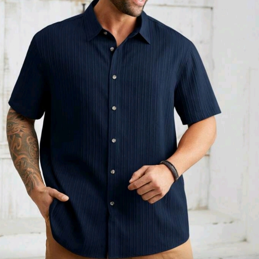 NWOT Men's Big & Tall Short Sleeve Button Down Shirt, 3XL, Navy Blue - Picture 5 of 8